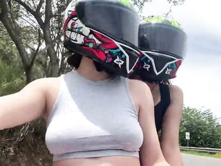 I picked up a DIDI client out of a brassiere and this babe noticed my large breasts