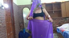 Sonia Bhabhi Indian Housewife Spreading Long Sexy Legs For Sex