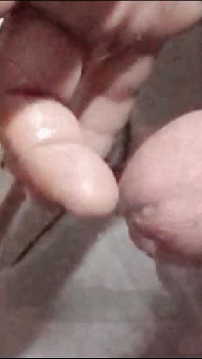 After Work Release: Construction Stepdaddy Jerks off