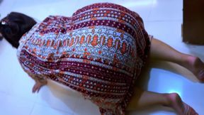 Beautiful Egypt Hot Stepmom Stuck Inside Table Now She Want Rough Anal From Me!