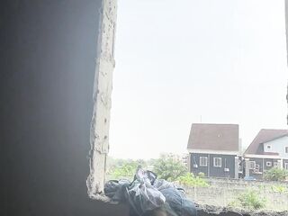 Uncompleted Building Screw