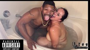 ltee and amanda thickk bathtub sex is best sex