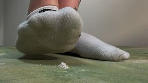 N5 giga’s dirty sweaty socks dominate cities