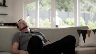 Round ass brunette gets to enjoy threesome action