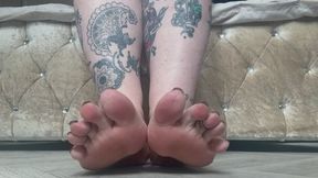 Foot worm humiliation
