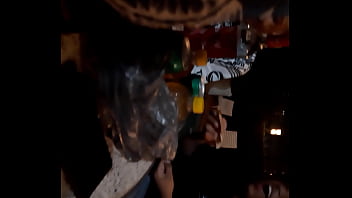 Boliviano gostoso jorrando alcool em um mohhamed em seu aniversario
