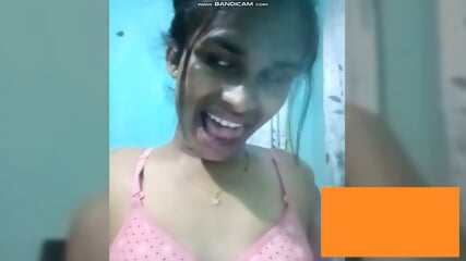 INDIAN TEEN STRIPCHAT MODEL