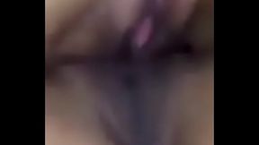 Amigas gozando juntas ( insta @beeamenegellooo https://instagram.com/beeamenegellooo?igshid=vqwwfn6hjcdv )