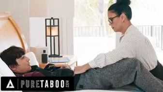 Sexy Vid Teacher MILF Dana Vespoli Shows Her Injured Favorite Student How Much She Cares For Him