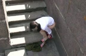 Amateur brunette lady pissed in her pants in public