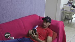 novinho dotado e pentelhudo, brasileiro. gozando gostoso