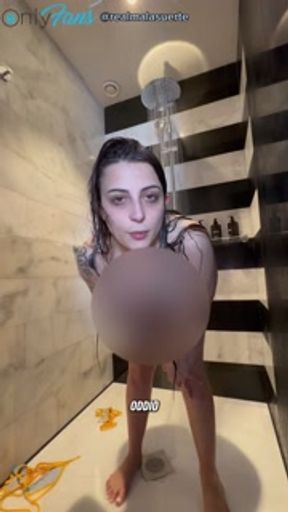 malasuerte masturbates in the sauna and is discovered and fucked by a stranger