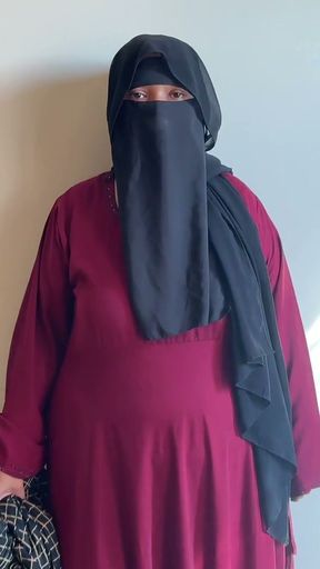 HIJAB HOOKUP - Curvy Muslim Real Maid Fucked By Home Owner While She Cleaning Bed Room (Big Ass Maid Fuck in Saudi&hellip;   Clip 1