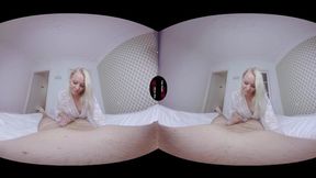 VirtualRealPorn - Sweetheart &mdash;  I love your stepmom more