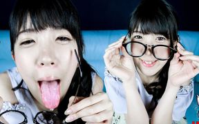 Sensual Eye Glasses Licking Play with Reina Makino