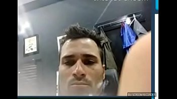 hetero safadao se exibe para gay na cam