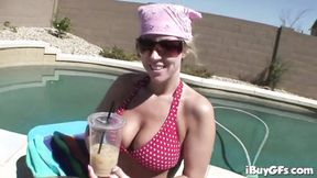 ”Carolyn Reese with big tits shower snatch”