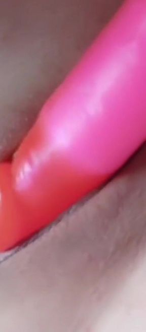 MILF Close-up Masturbation