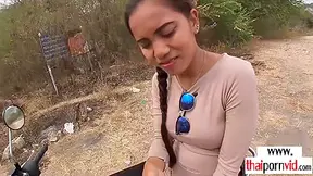 Amateur Thai Teen 18+ Cherry Sucking A Huge White Dick Outdoor - Cherry Thai