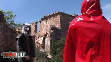 When Little Red Riding Hood meets Alice - remastered
