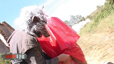When Little Red Riding Hood meets Alice - remastered