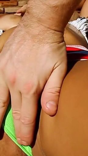 Rubbing My Hot Latina GF Frida While She Takes Sunbath