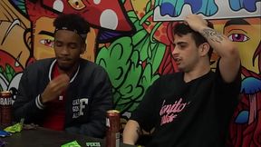 DEGUSTANDO CAMISINHAS DE TODOS OS SABORES