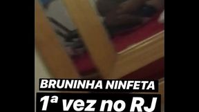 NINFETA SENTANDO POR CIMA COPACABANA POSTO 3 RJ