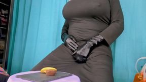 Rikki Ocean's Sweet Cummy Treat Taste Test