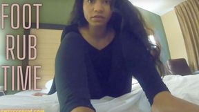 Giantess Crew – YOKO – Foot Rub Time
