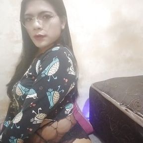 Indonesian Asian sexy shemale handjob her dick until cums