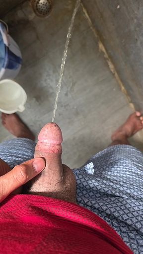 Pissing after circumcision