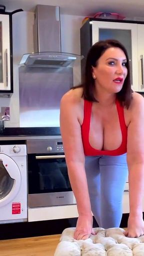 I'm begging you I am desperate to pee