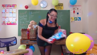 LIVECLEO Birthday unboxing fan gifts uncencored squirting pantyhose