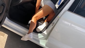 Wife public flashing car wash vacuum Instagram      hollymarie