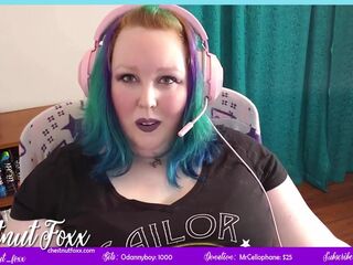 Gamer Cutie Spanks and Masturbates on Stream - PREVIEW