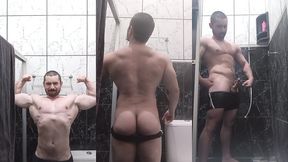 gozando solo depois do show da cam no chuveiro