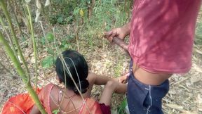 Indian Desi Bhabhi - After calling the village girl in the jungle, my sister-in-law&#039;s ass turned out to be very tight.
