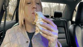 Jeanette stuffs her belly MP4