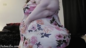 Late night belly in motion