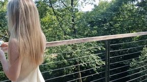 Lina Roselina’s Forest Smoke and Strip