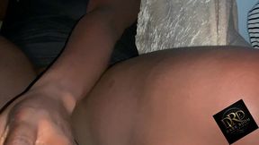 i keep my pussy spread