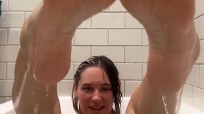 Wet Feet Seduction - Amber Reed Foot Fetish with Soles and Bathtub Fetish