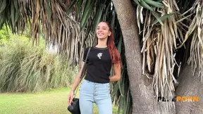 Esmeralda Craves Sexual Adventures with&#x6210;&#x719F;&#x7537;&#x4EBA;&#xFF01;&#x5979;&#x6E34;&#x671B;&#x4EAB;&#x53D7;&#x4E00;&#x6B21;