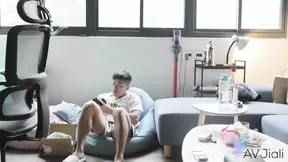 Shaved pussy sis gets fucked while playing vid game