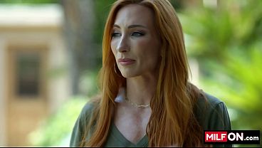 Mature MILFs Sophia Locke and Mighty Dee go hardcore