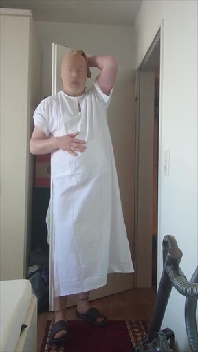 Carmen Nylonjunge in White Caftan and Pantyhose