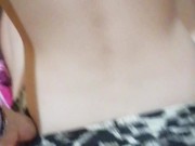 FLAQUITA culona PAGA APUESTA CHUPANDO PENE Y BOLAS