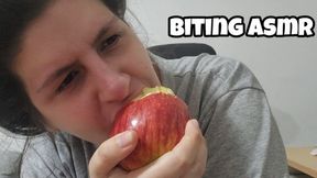 Juicy Apple ASMR Devour - Wet Crunchy Bites & Chewing Sounds