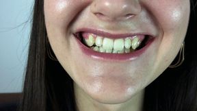 Brunette Teeth Show - 4K